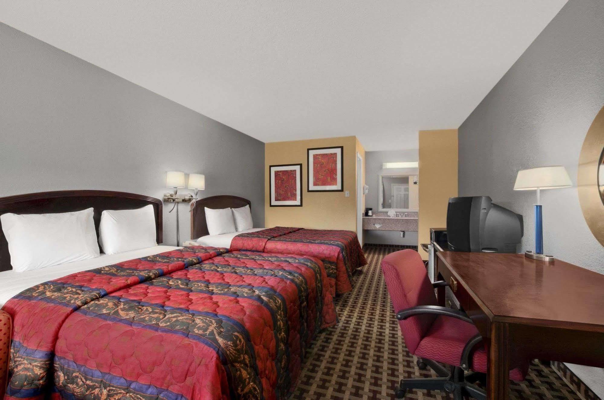 Super 8 By Wyndham Corsicana Exteriör bild